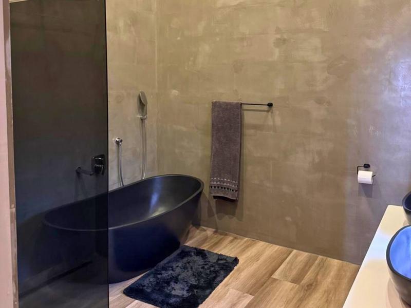 4 Bedroom Property for Sale in Monte Christo Western Cape